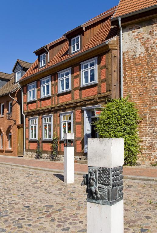 Uferpromenade Apartment Waren  Bagian luar foto