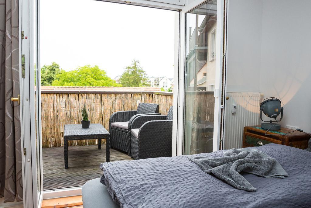 Uferpromenade Apartment Waren  Bagian luar foto